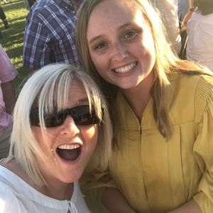 Meet your Posher, Joann